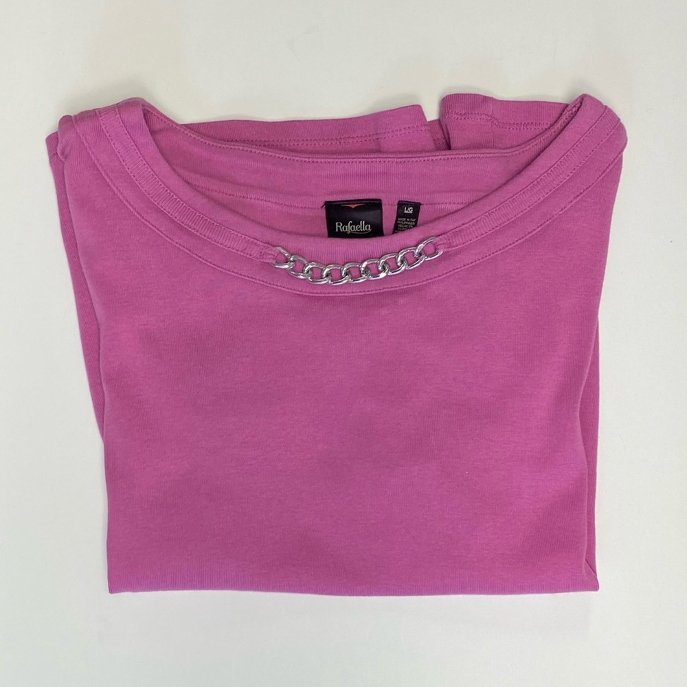 Women’s short sleeve pullover knit shirt